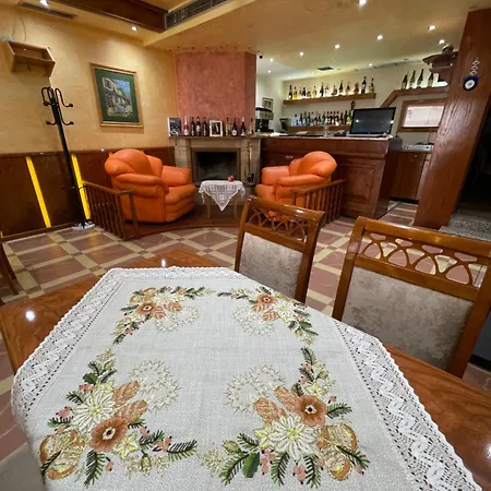 Affittacamere Restaurant Bujtina Portokallja